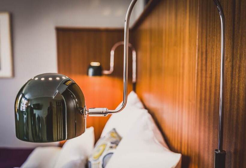 标准工作室, Henri Hotel Düsseldorf Downtown