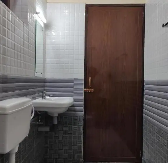 Deluxe Neljän Hengen Huone, Wins