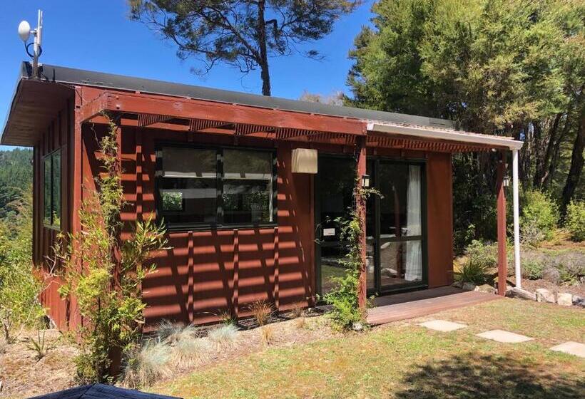 חדר סטנדרט לשלושה עם נוף לגינה, Kanuka Ridge Lodge