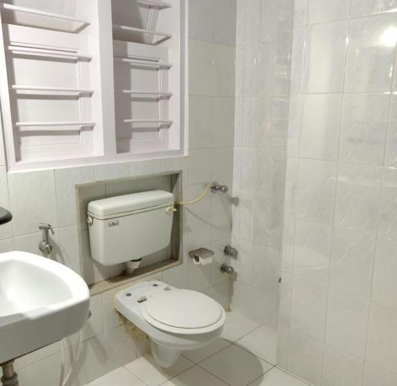 اتاق پرمیوم, Ywca International Centre