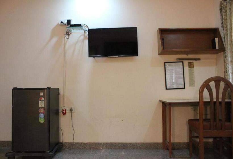 اتاق لوکس, Ywca International Centre