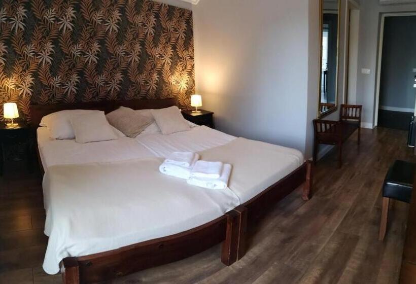 اتاق استاندارد, Varga Villa