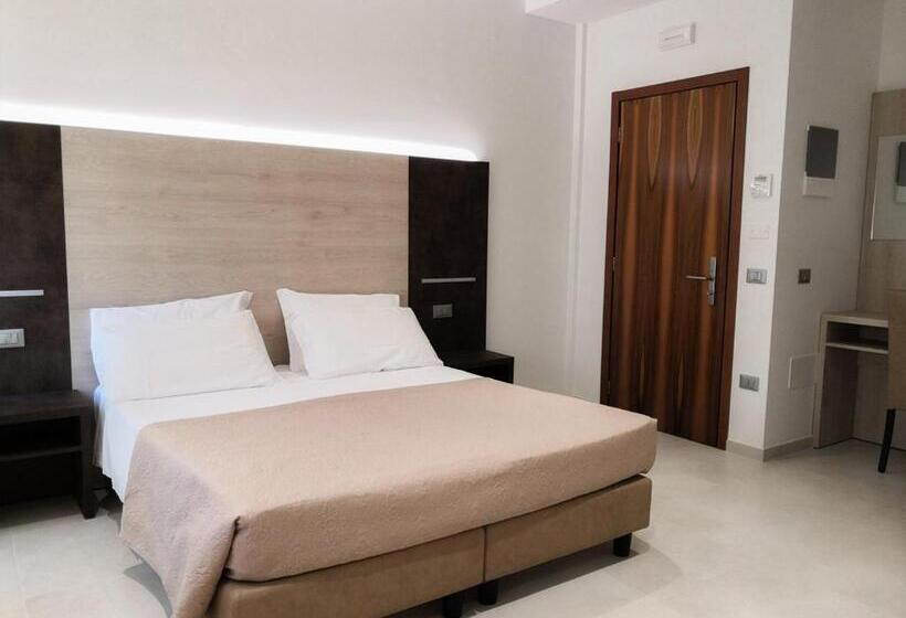 Номер Стандарт Боковой Вид на Море, Edison Hotel Seaview & Spa