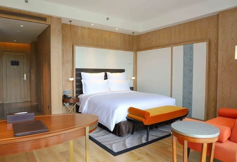 バルコニー付きデラックスルーム, Pullman Changbaishan Resort