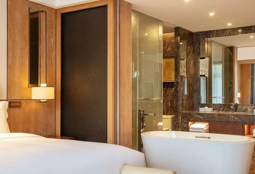 バルコニー付きデラックスルーム, Pullman Changbaishan Resort