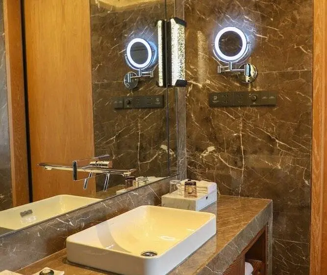 バルコニー付きスーペリアルーム, Pullman Changbaishan Resort