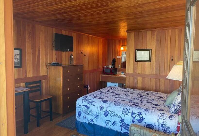 Номер Стандарт, Whistling Winds Motel