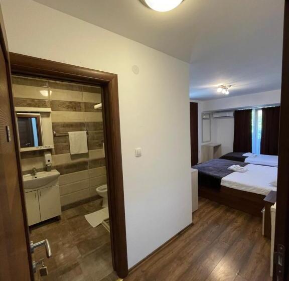 اتاق استاندارد سه نفره, Motel & Restaurant Dar