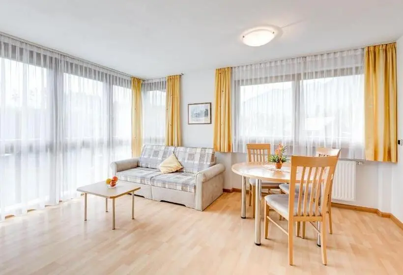 Huoneisto 1 Makuuhuone Näkymä, Pension Haus Am See