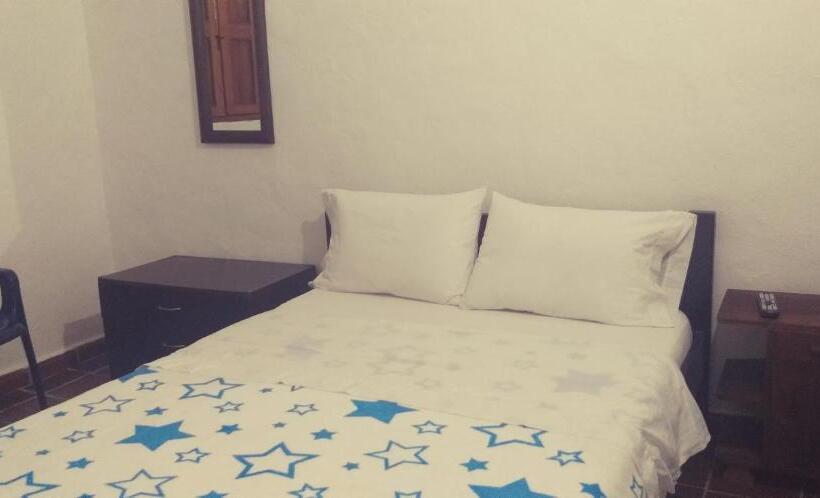 اتاق استاندارد, Mi Ranchito, Centro