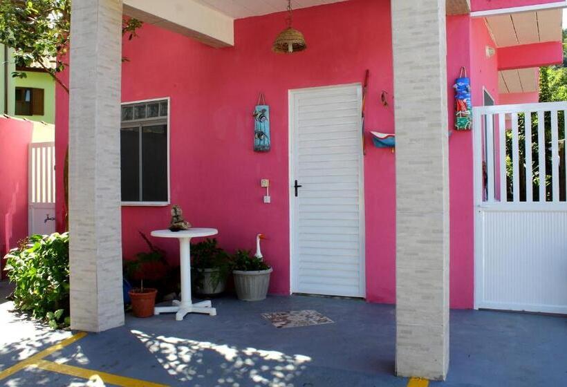 اتاق خانوادگی با چشم‌انداز باغ, Pousada Nova Primavera