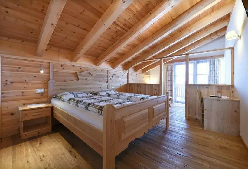 سوییت جونیور, Agriturismo Soleseid