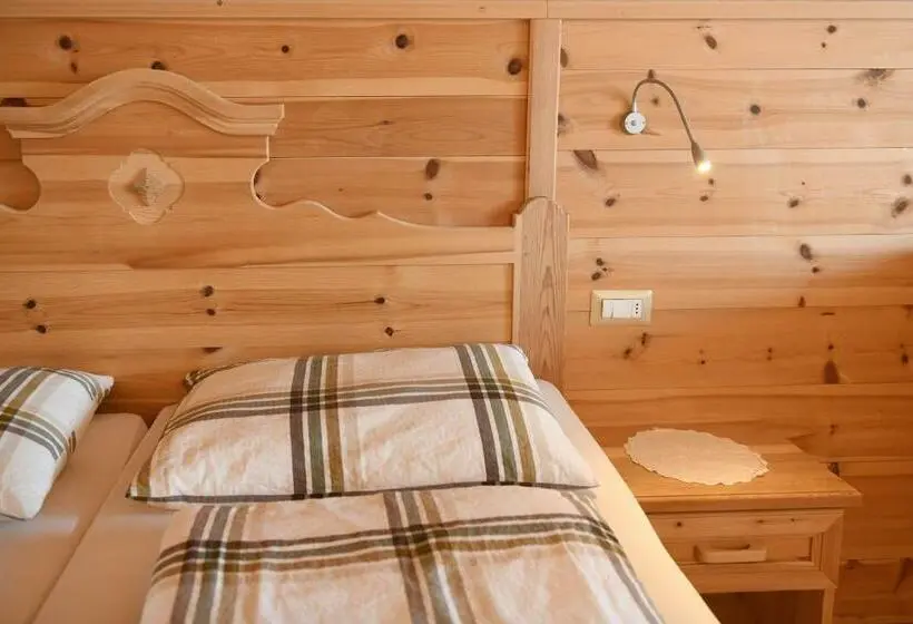 سوییت جونیور, Agriturismo Soleseid