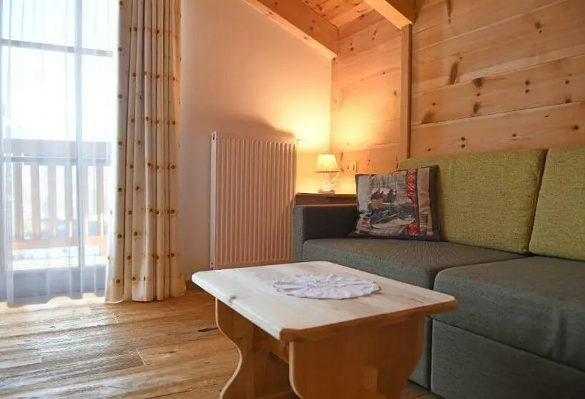سوییت جونیور, Agriturismo Soleseid