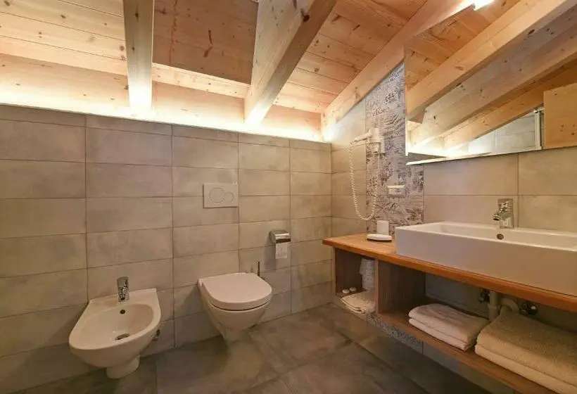 سوییت جونیور, Agriturismo Soleseid