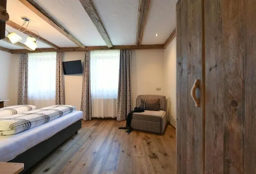سوییت, Agriturismo Soleseid