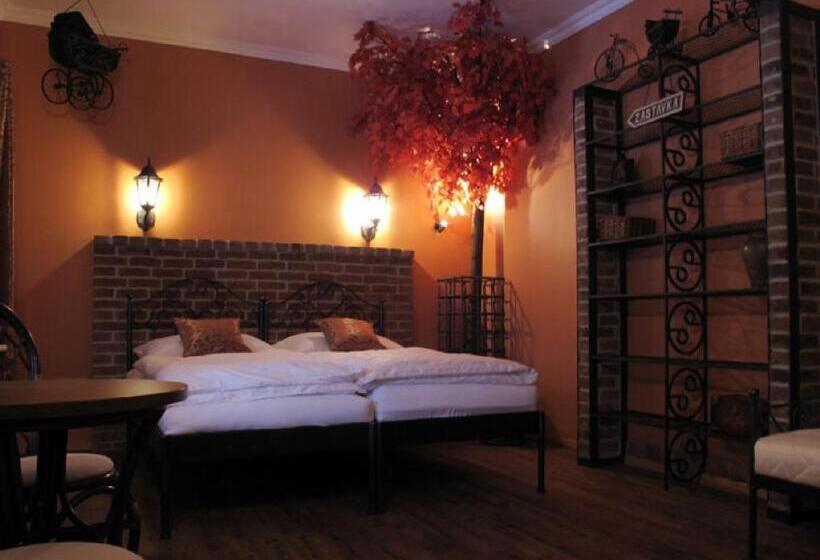 غرفة ديلوكس ثلاثية, Penzion Fermata