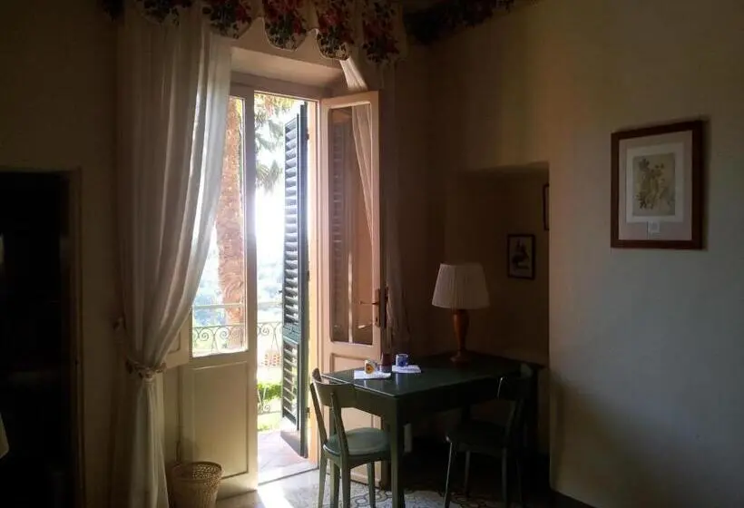 ルームシェアのワンベッド, Soggiorno Dimora Del Grifo