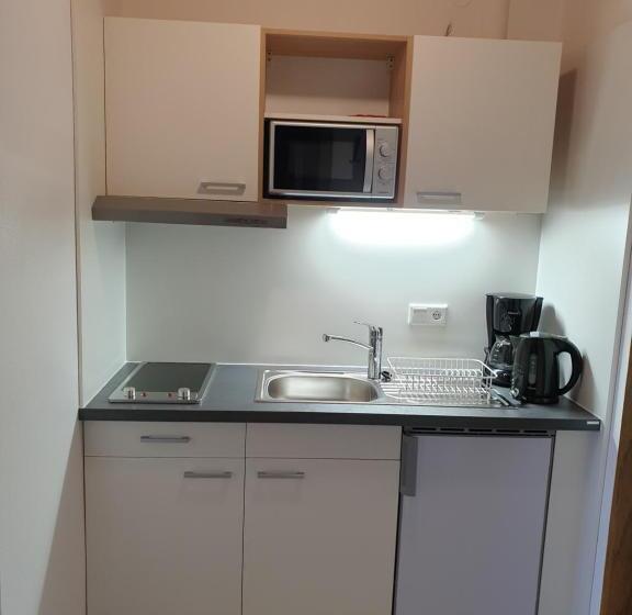 1 Sovrums Lägenhet med Balkong, Ahlhof