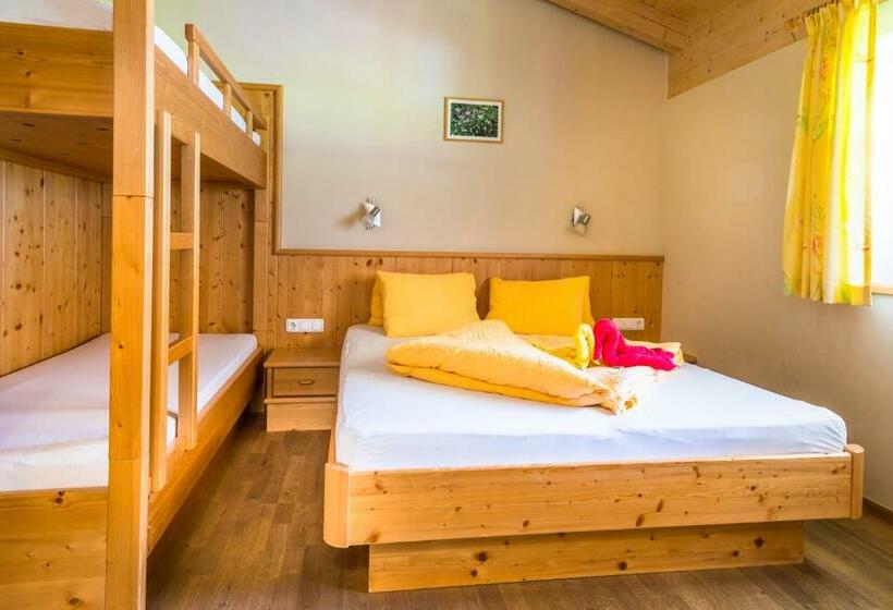 Апартаменты 2 Спальни с Балконом, Bio Bauernhof Obertrattenbachhof