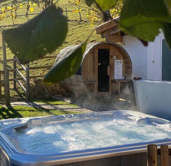 シャレー1寝室, Les Chambres Et Roulottes Des Noisetiers