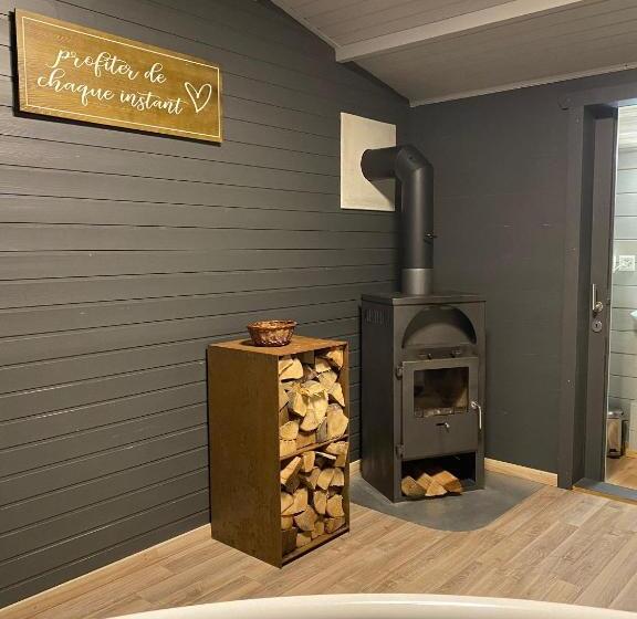 シャレー1寝室, Les Chambres Et Roulottes Des Noisetiers