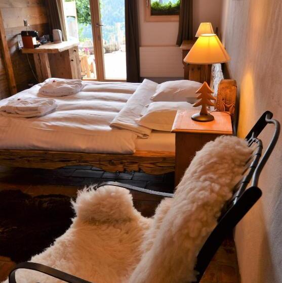 スーペリアールーム, Les Chambres Et Roulottes Des Noisetiers