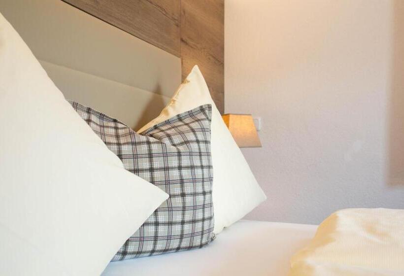 آپارتمان 3 خوابه, Midland