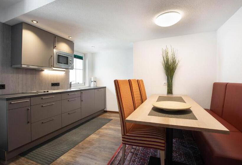 آپارتمان 3 خوابه, Midland