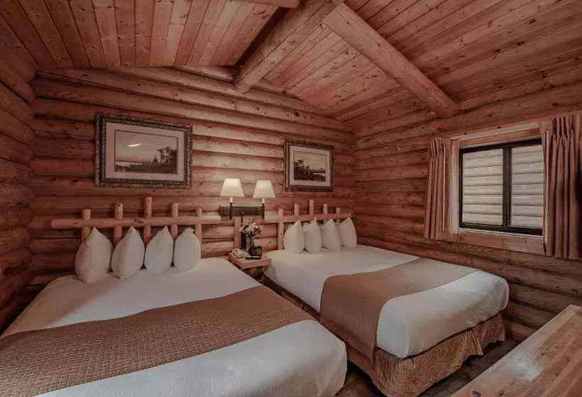کلبه دلوکس, Cowboy Village Resort