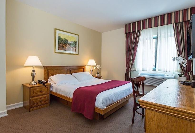 豪华房间, Chelsea Savoy