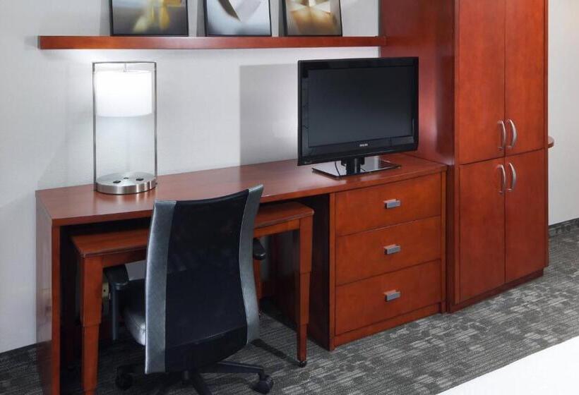 阁楼房, Courtyard Alexandria Old Town/southwest