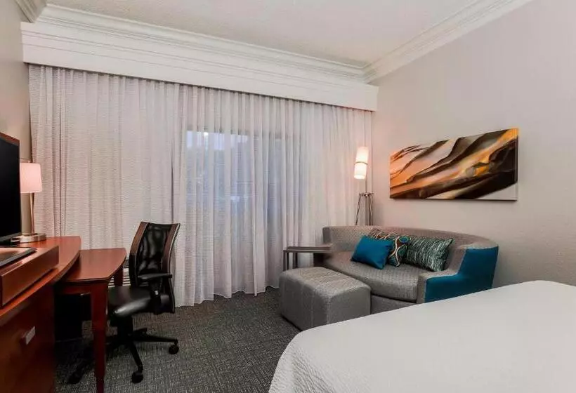 キングサイズベッドのデラックスルーム, Courtyard By Marriott Orlando Lake Mary North