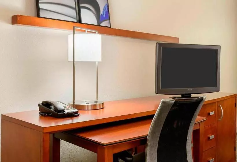 キングサイズベッドのスタンダードルーム, Courtyard By Marriott Gainesville Fl