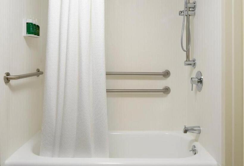 غرفة قياسية سرير كينج, Courtyard By Marriott Lynchburg