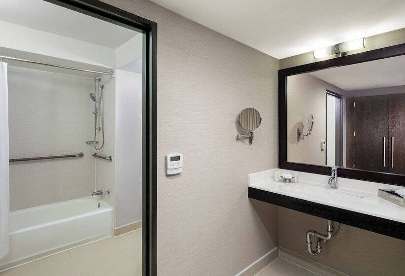 غرفه قياسيه سريرين مزدوجين, Courtyard New York Manhattan/times Square