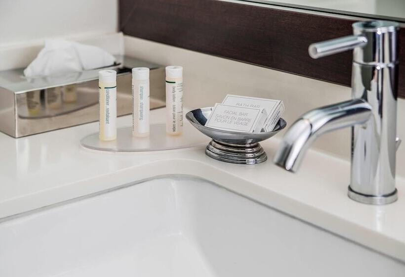 غرفه قياسيه سريرين مزدوجين, Courtyard New York Manhattan/times Square