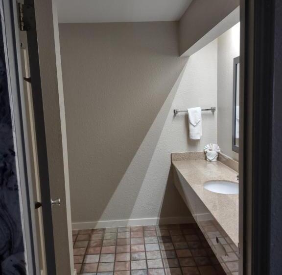 جناح سرير كينج, Days Inn By Wyndham Lonoke