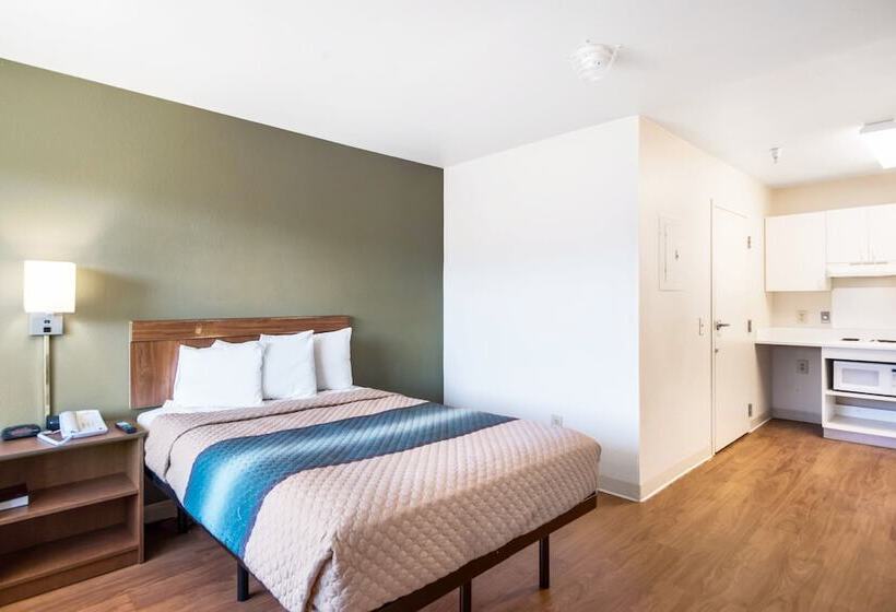 ダブルベッドのスタンダードスタジオ, Hometowne Studios By Red Roof Colorado Springs Airport