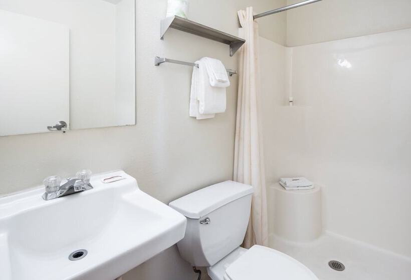 ダブルベッドのスタンダードスタジオ, Hometowne Studios By Red Roof Colorado Springs Airport