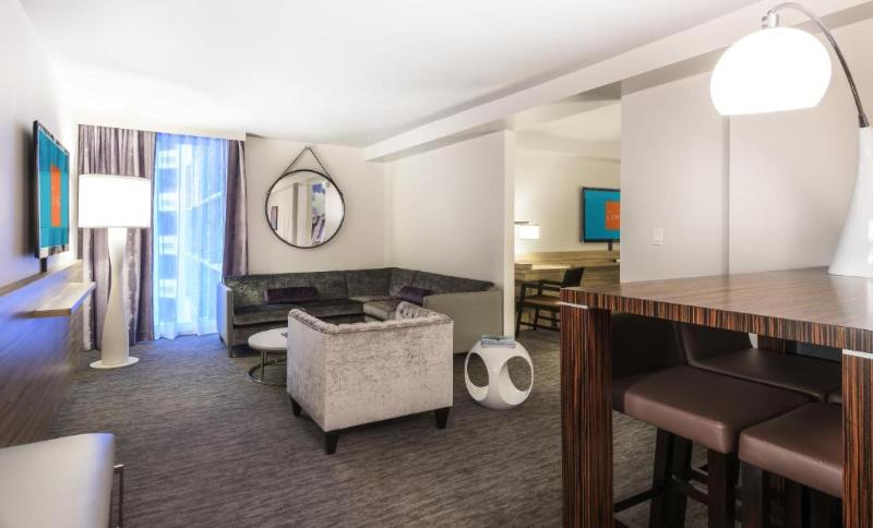 스탠다드 룸 킹사이즈 침대, Doubletree By Hilton Chatsworth