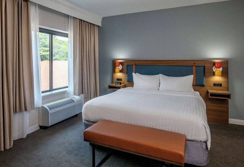 جناح, Sonesta Select Boston Foxborough Mansfield