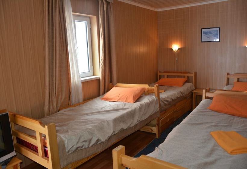 اتاق استاندارد چهار تخته, Too Ashuu