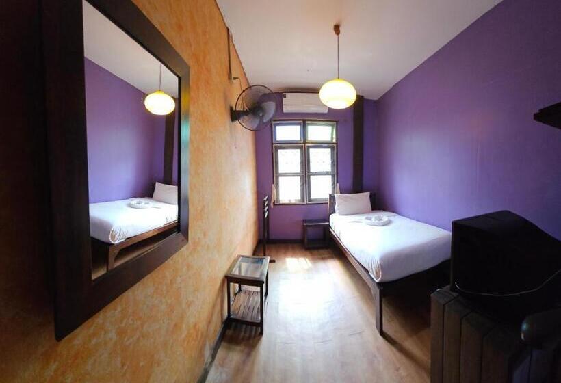 اتاق اکونومی, Mi Casa Thaphae Chiang Mai