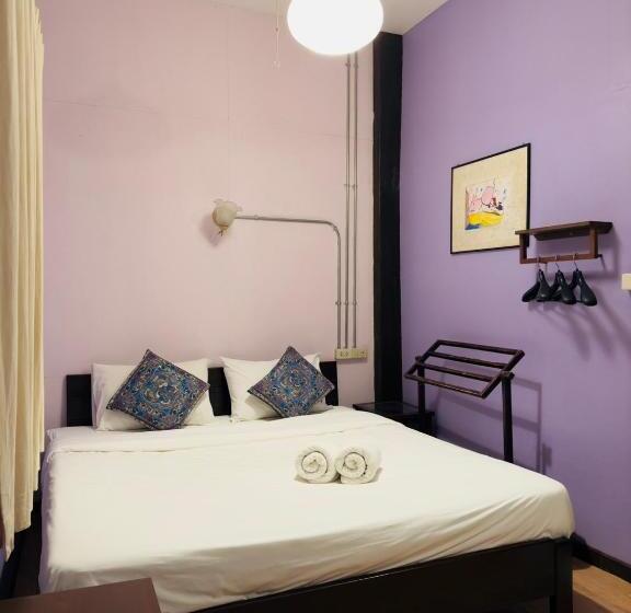 اتاق خانوادگی, Mi Casa Thaphae Chiang Mai