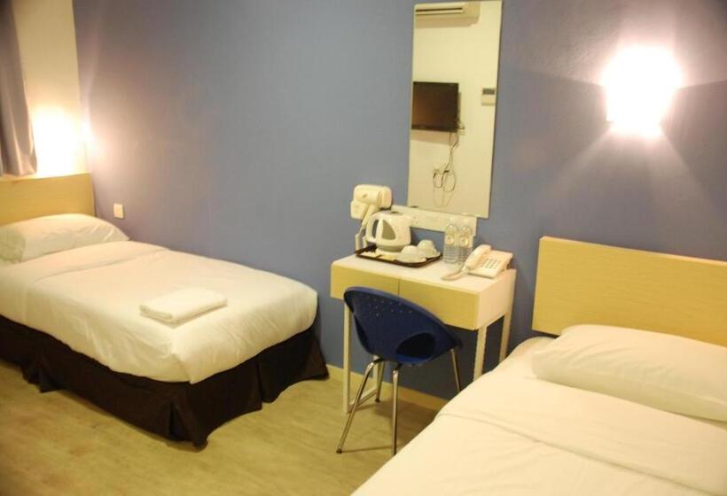 Номер Deluxe, Old Penang Hotel   Penang Times Square
