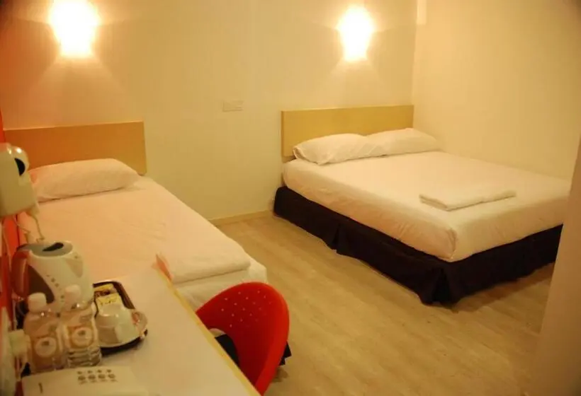 デラックストリプルルーム, Old Penang Hotel   Penang Times Square
