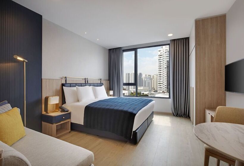 Studio Standard Pat Dublu, Staybridge Suites Bangkok Thonglor An Ihg