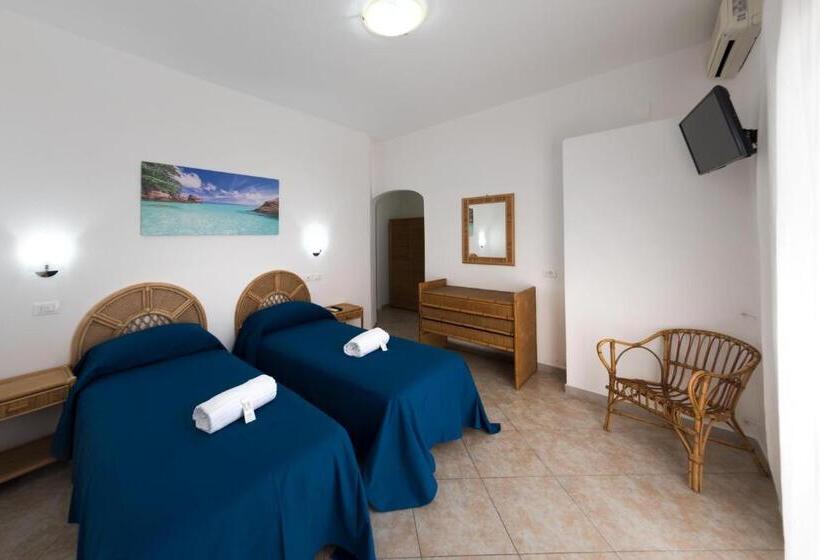 اتاق خانوادگی, Ischia Dream Sunset