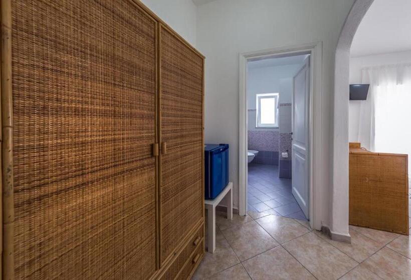 اتاق خانوادگی, Ischia Dream Sunset